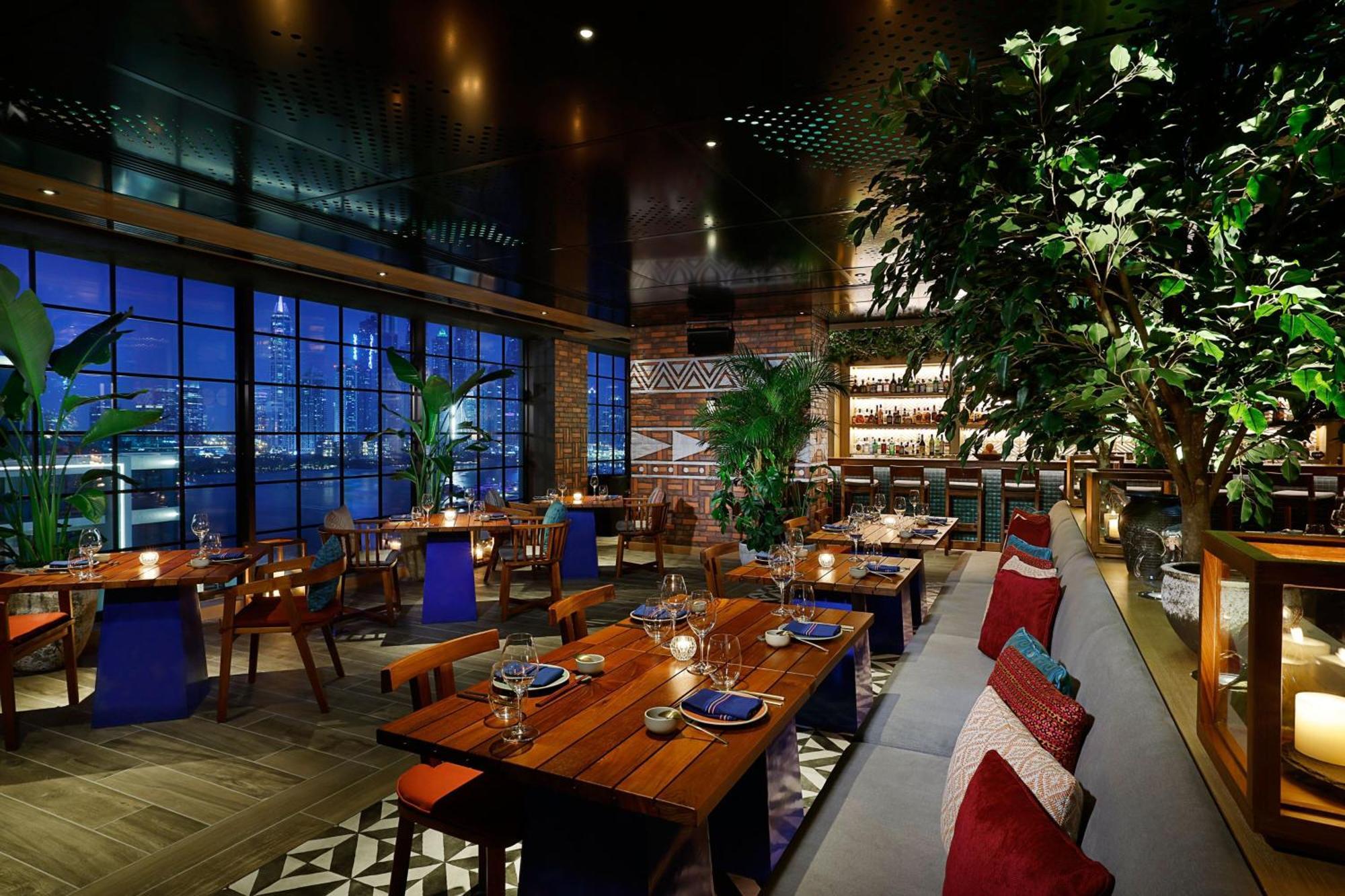 Marriott Resort Palm Jumeirah, Дубай Экстерьер фото The interior of the restaurant
